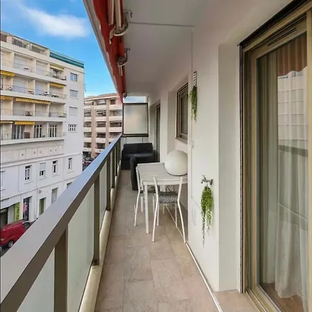 Rue D'antibes Канны