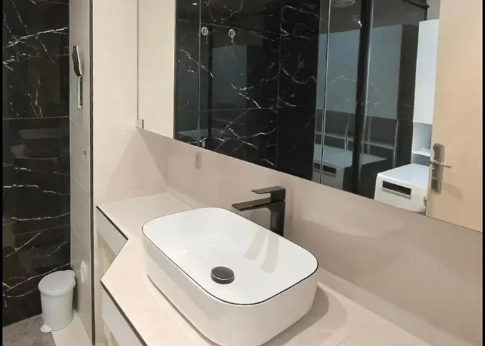 Rue D'antibes Апартаменты